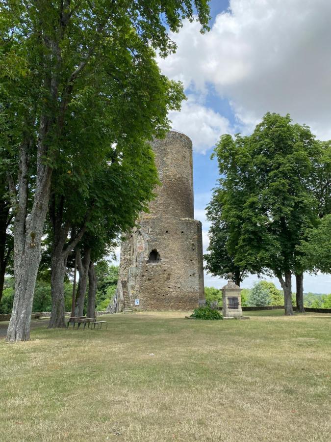 Medieval Magic Vouvant Luaran gambar